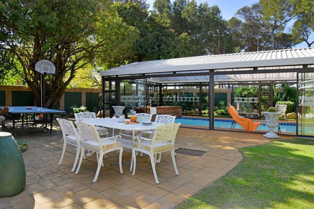 Mawethu Peaceful Garden With Covered Pool And Braai Area 开普敦 外观 照片