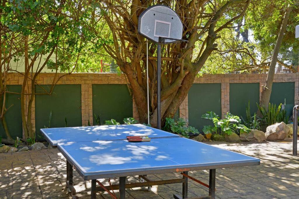 Mawethu Peaceful Garden With Covered Pool And Braai Area 开普敦 外观 照片