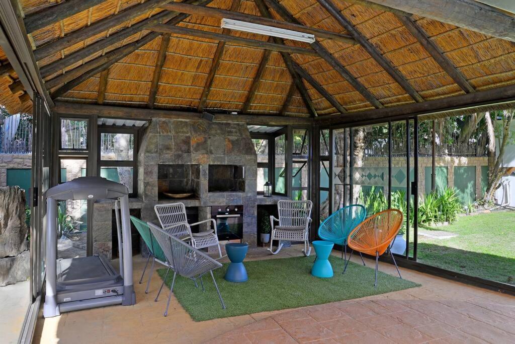 Mawethu Peaceful Garden With Covered Pool And Braai Area 开普敦 外观 照片